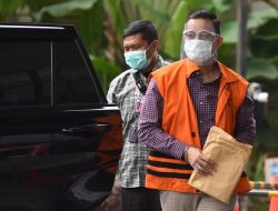 Pukat UGM: Hakim Main Aman dalam Vonis Juliari