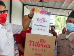 Sandiaga Uno Salurkan 20.000 Paket Sembako Saat HUT Ke-76 RI