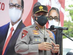 Kapolda Metro Jaya Tinjau Vaksin Di SPSI Bekasi