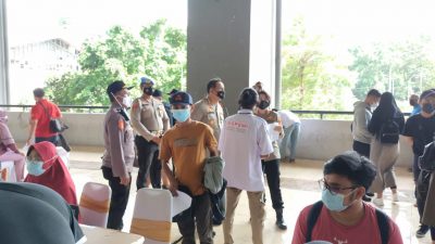 Gerai Vaksin Merdeka TNI-Polri, Berkolaborasi Dengan Aliansi Mahasiswa Nasional