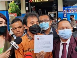 Lucky Alamsyah Kirim Surat Permohonan Maaf ke Roy Suryo