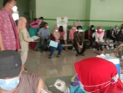 BiU Bekasi Wujudkan Tri Dharma Perguruan Tinggi Lewat Vaksinasi