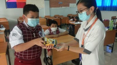 Ajarkan Peduli Sesama, SD Ananda Bekasi Tebar Celengan Kasih