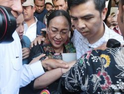 Sukmawati Soekarnoputri Pindah Agama, Direstui Megawati Soekarnoputri