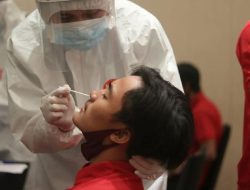 Presiden Minta Harga Tes PCR Jadi 300 Ribu, Ini Respon Ketua DPR RI