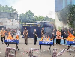 Bea Cukai Bekasi Musnahkan BKC Ilegal