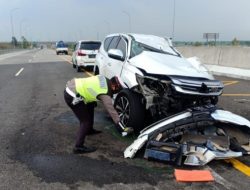 Vanessa Angel dan Suami Kecelakaan Maut, Hingga Terpental