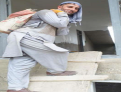 Demi Sesuap Nasi, Asisten Profesor Ini Rela Jadi Kuli Bangunan