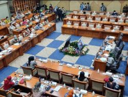 DPR Gelar Raker Bahas Putusan MK Terkait UU Cipta Kerja 6 Desember 2021