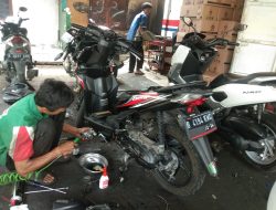 Jelang Malam Tahun Baru, Omset Bengkel Motor Menurun 