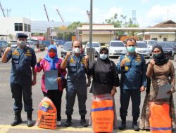 Kemenhub Serahkan Sertifikat Keselamatan ke Nelayan