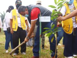 Tingkatkan Kadar Oksigen, Plt Wali Kota Bekasi Gaungkan Back to Nature
