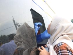Skrining Rapid Antigen di Stasiun Kota Bekasi, 4 Positif, 62 Negatif