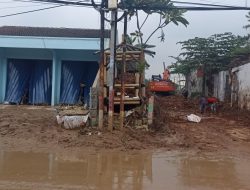 Banjir di PGP Sisakan Lumpur Dan Sampah