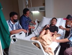 Sekber Wartawan Media Online Serahkan Bantuan pada Asep 