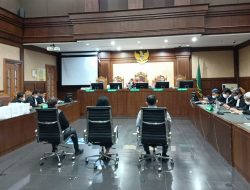 Tiga Terdakwa Pengadaan Tanah Munjul Divonis 6 dan 7 Tahun Penjara