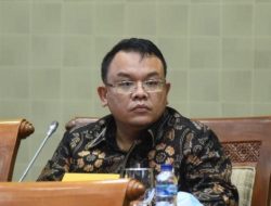 PAN Pertanyakan Metode Survei Indikator Politik