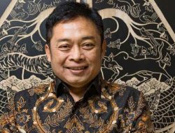 Pengangkatan Ririek Adriansyah Menjadi Presdir Tekomsel Tuai Polemik