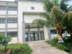 Kondisi Bangunan Baru SDN Burangkeng 05 Sangat Memperihatinkan