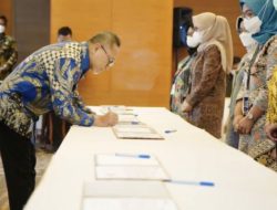 Pejabat Tinggi Kemendag Tanda Tangani Pakta Integritas