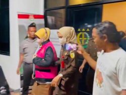 Joker Pertanyakan Kades Cantik Yang Terlibat Korupsi Belum di Nonaktifkan