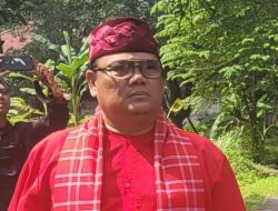 Sukses Persatukan Kesultanan, Eki Pitung Raih Penghargaan MURTI