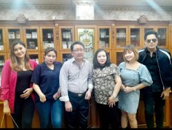 Joe Richard dan Irma Darmawangsa  Lakukan  Perawatan dan Operasi di Klinik Bedah Plastik Queen Sunter