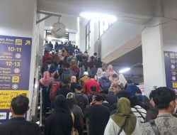 Kemenhub Bakal Bangun Tangga Tambahan di Stasiun Manggarai Jakarta