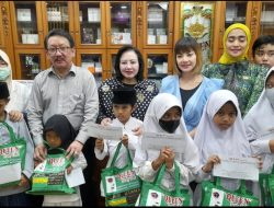 Gandeng Pelanggan Setia, Klinik Bedah Plastik Queen Gelar Santunan Anak Yatim