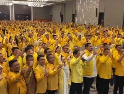 Lepas 2.300 Fungsionaris, Airlangga Optimis Golkar Kembali Raih Kejayaan di Jawa Barat