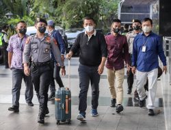 KPK Sita Miliaran Rupiah Dalam OTT Bupati Meranti