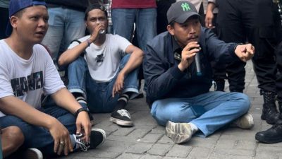 Tunjuk-Tunjuk Kadisdik Kota Bekasi saat Aksi, Pedemo Dinilai Tak Beretika