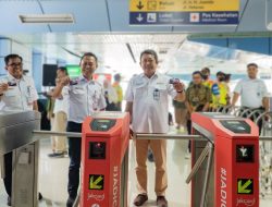 Kolaborasi dengan PT KCI, Kartu JakCard Bisa Digunakan Sebagai Tiket Perjalanan KRL