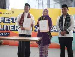 Mirdiyanti Heru Dinobatkan Menjadi Bunda Literasi