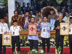 Baju Adat Hingga Jas jadi Pilihan Para Cawapres Pada Debat Kedua