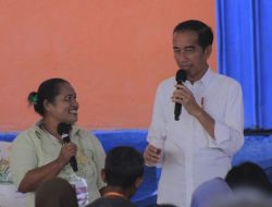 Survei Indikator: 76,2 Persen Responden Puas Dengan Kinerja Jokowi