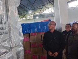 PPLN Kuala Lumpur Terima dan Sortir Logistik Pemilu 2024
