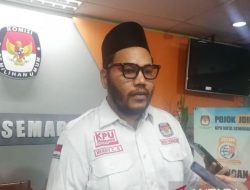 Ganjar dan Pj Gubernur Jateng Terdaftar Memilih di Semarang