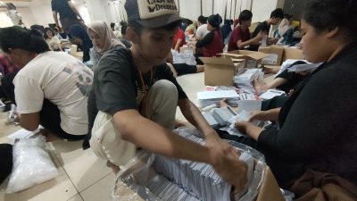 Wali Kota Jakbar: Progres Sortir Lipat Surat Suara Capai 80 Persen