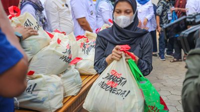 Ahmad Sahroni dan Cak Imin Kritik Warna Kantong Sembako Murah DKI, Begini Komentar Ujang Komarudin