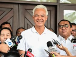 Ganjar: Undang-Undang Cipta Kerja Perlu Direvisi