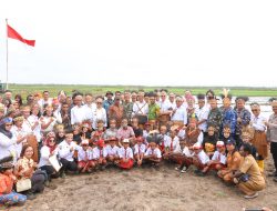 Mentan Amran Pimpin Upacara Hari Lahir Pancasila di Merauke