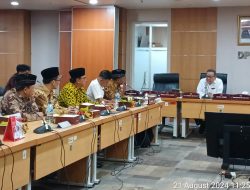 Pengurus Forum RT-RW Kecamatan  Menteng Curhat Anggaran Operasional Minim ke Haji Rasyidi