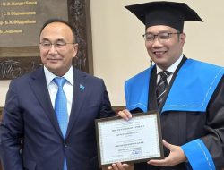 Bang Emil Terima Gelar Profesor Kehormatan dari L.N. Gumilyov Eurasian University Kazakhstan