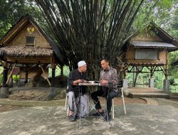 Cawabup Ade Jaro: Rumah Bambu Aki Jatnika Warisan Budaya Sunda Yang Mendunia