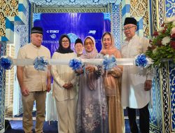 Pendiri TIKI dan JNE Resmikan Masjid Nur’aini di Kurau Barat, Kepulauan Bangka Belitung