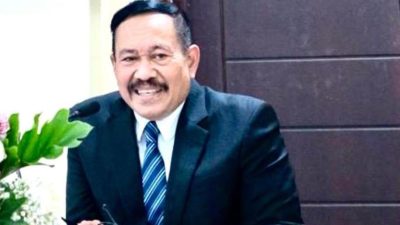 Jelang Libur Nataru, Sartono Dukung Pemerintah Turunkan Harga Tiket Pesawat 