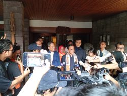 Ridwan Kamil Makan Bersama Prabowo, Pramono Santai