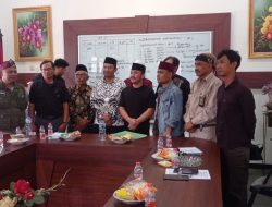 Pasca Aksi Penutupan TPA Burangkeng, Warga dan Aktivis Dialog dengan Bupati Bekasi Terpilih