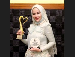 Pakar Antiaging dr Ayu Raih 2 Penghargaan dari Miss Indonesia dan HighEnd Magazine